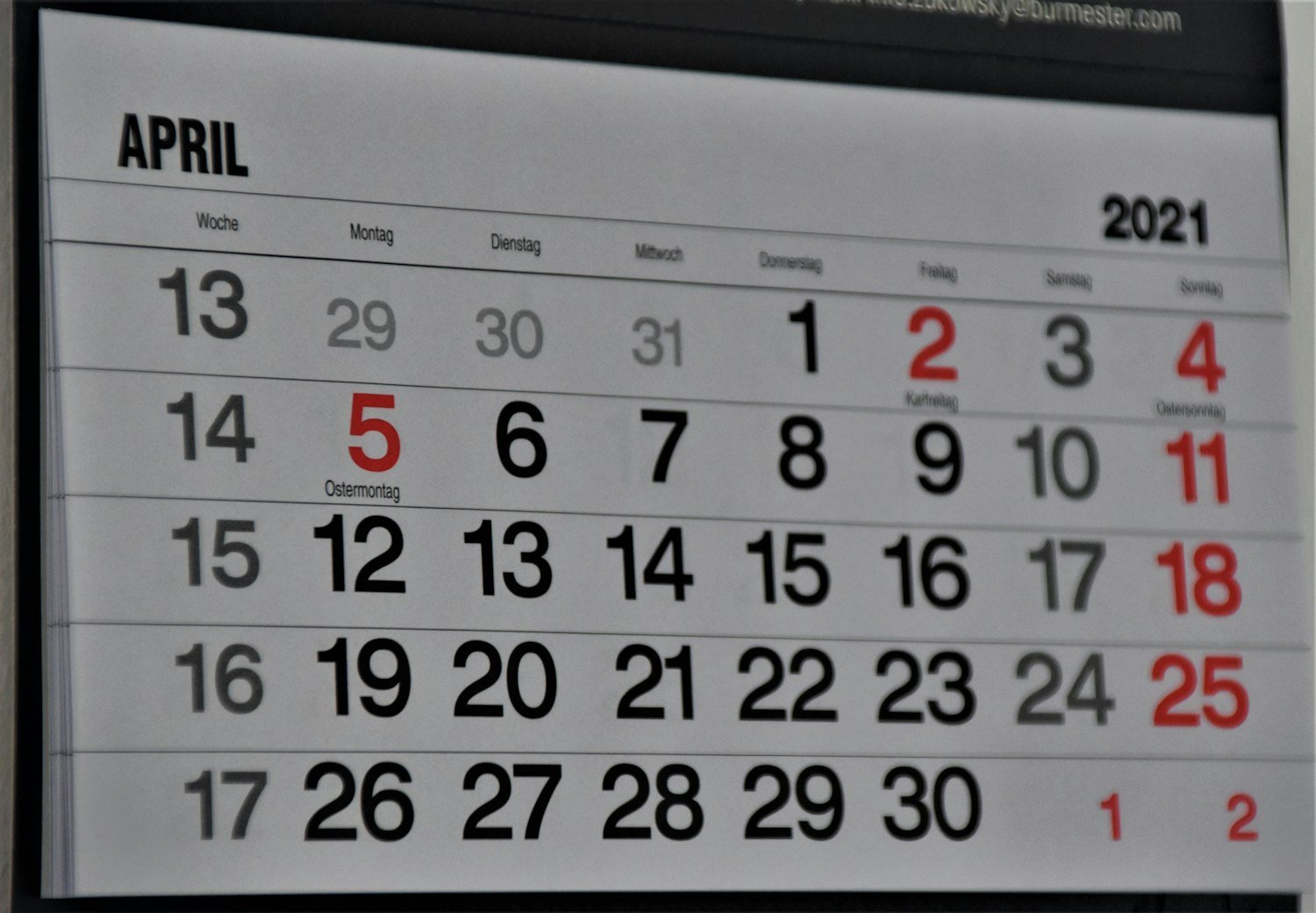 A calendar on a monitor, for tracking the 14-day and 90-day reporting deadlines