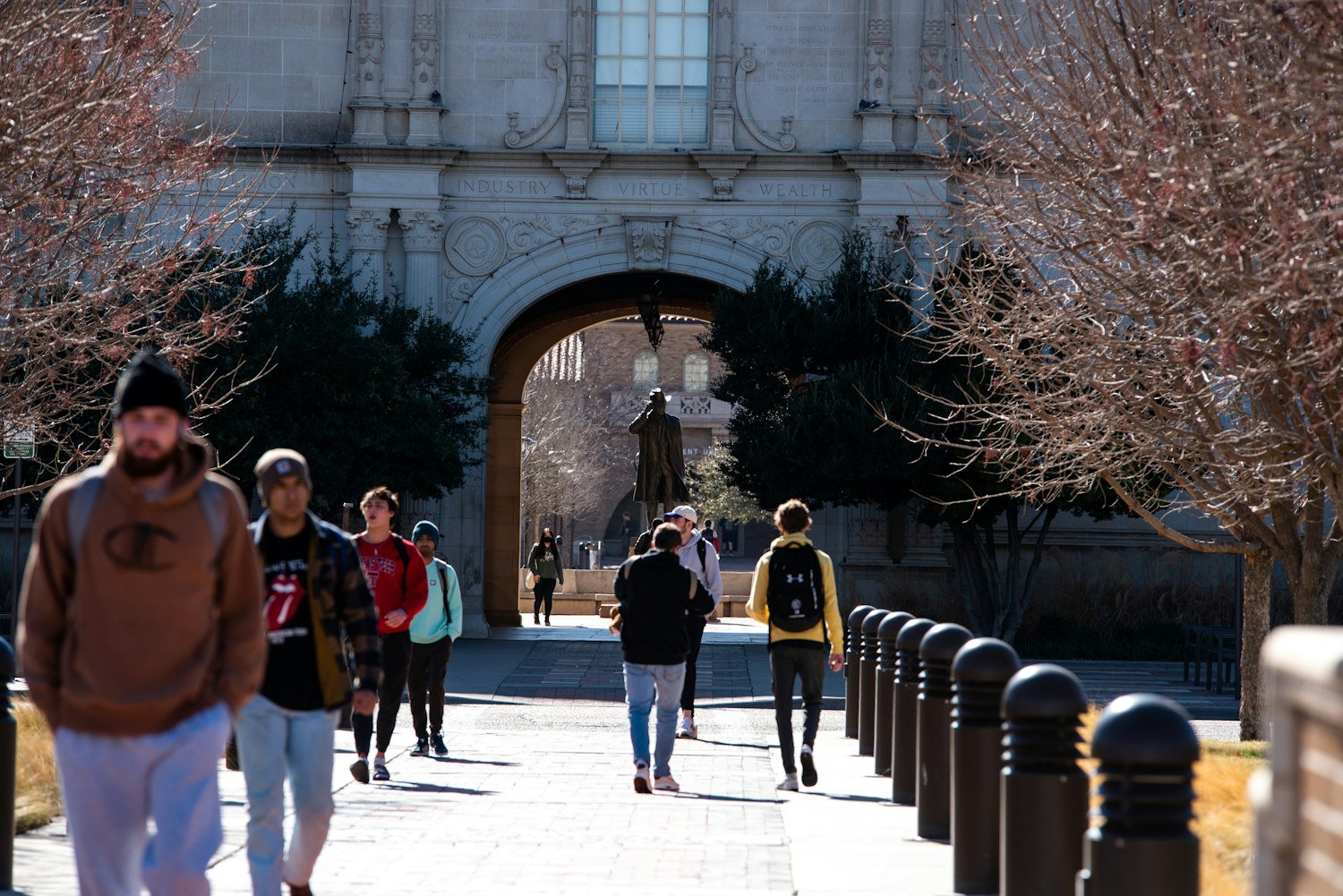 DEA vs the Fry Scholarship: Which Survivor Education Benefit Pays More
