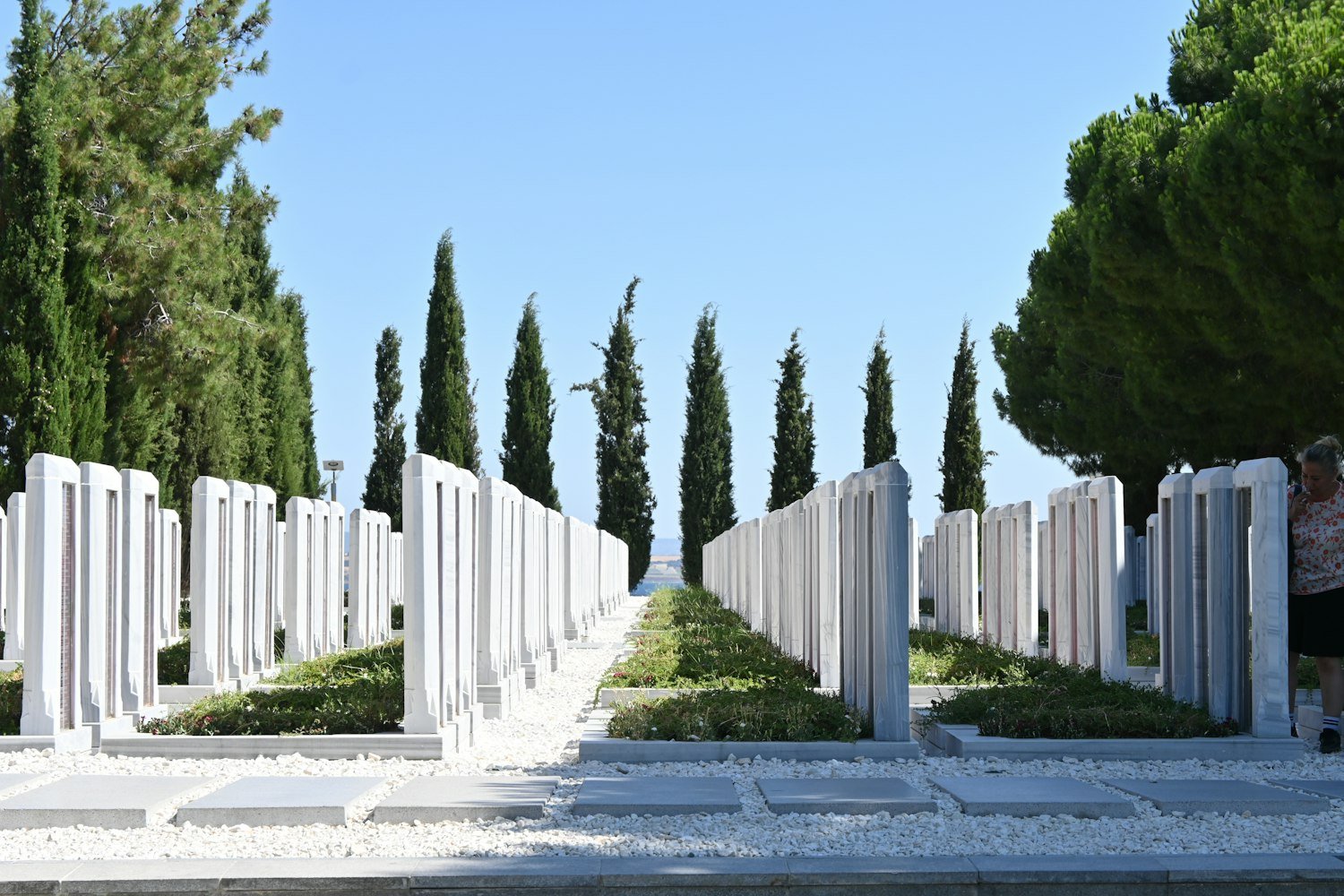 Veterans Burial Benefits: Headstones, Allowances, and How to Apply